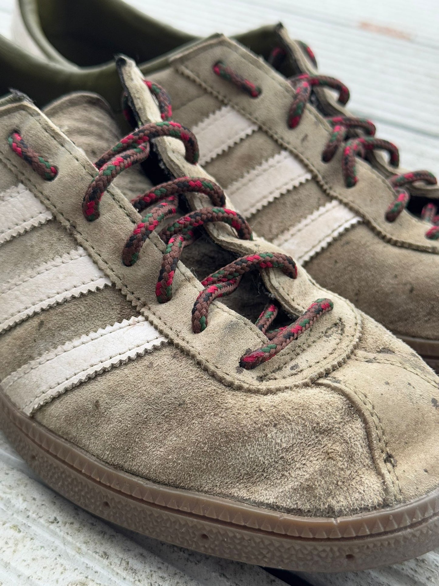 Tri-Colour Khaki/Brown Laces - 90cm